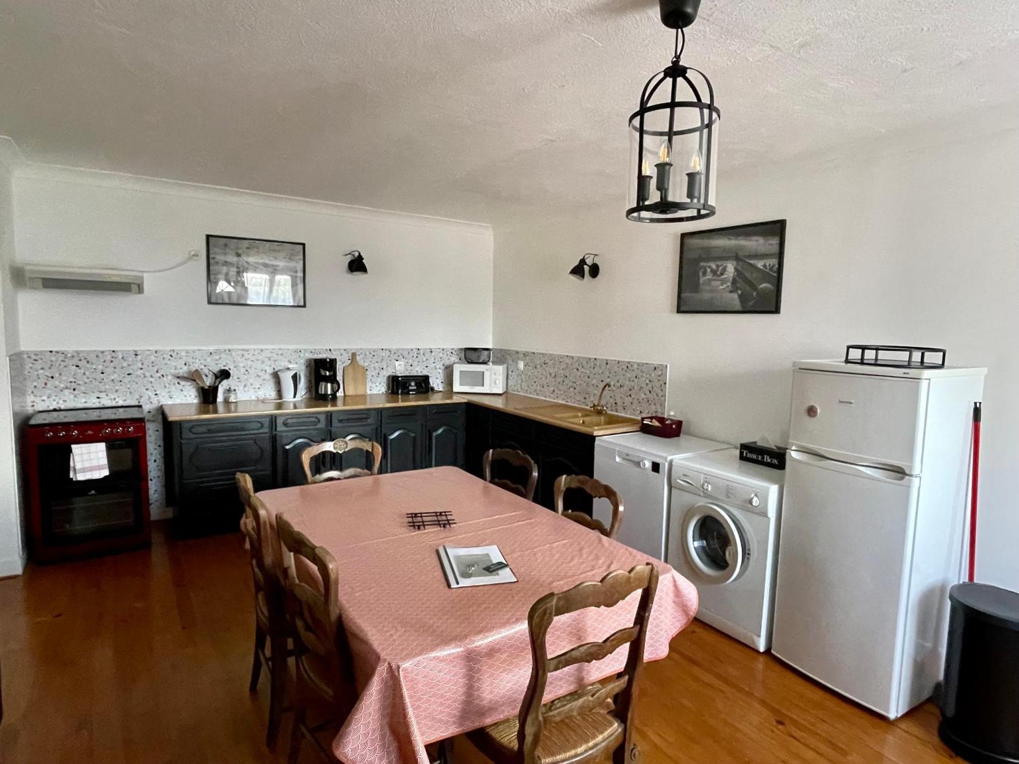 Gite Omaha 3 Etoiles - La Ferme Delaunay Saint-Come-du-Mont Buitenkant foto